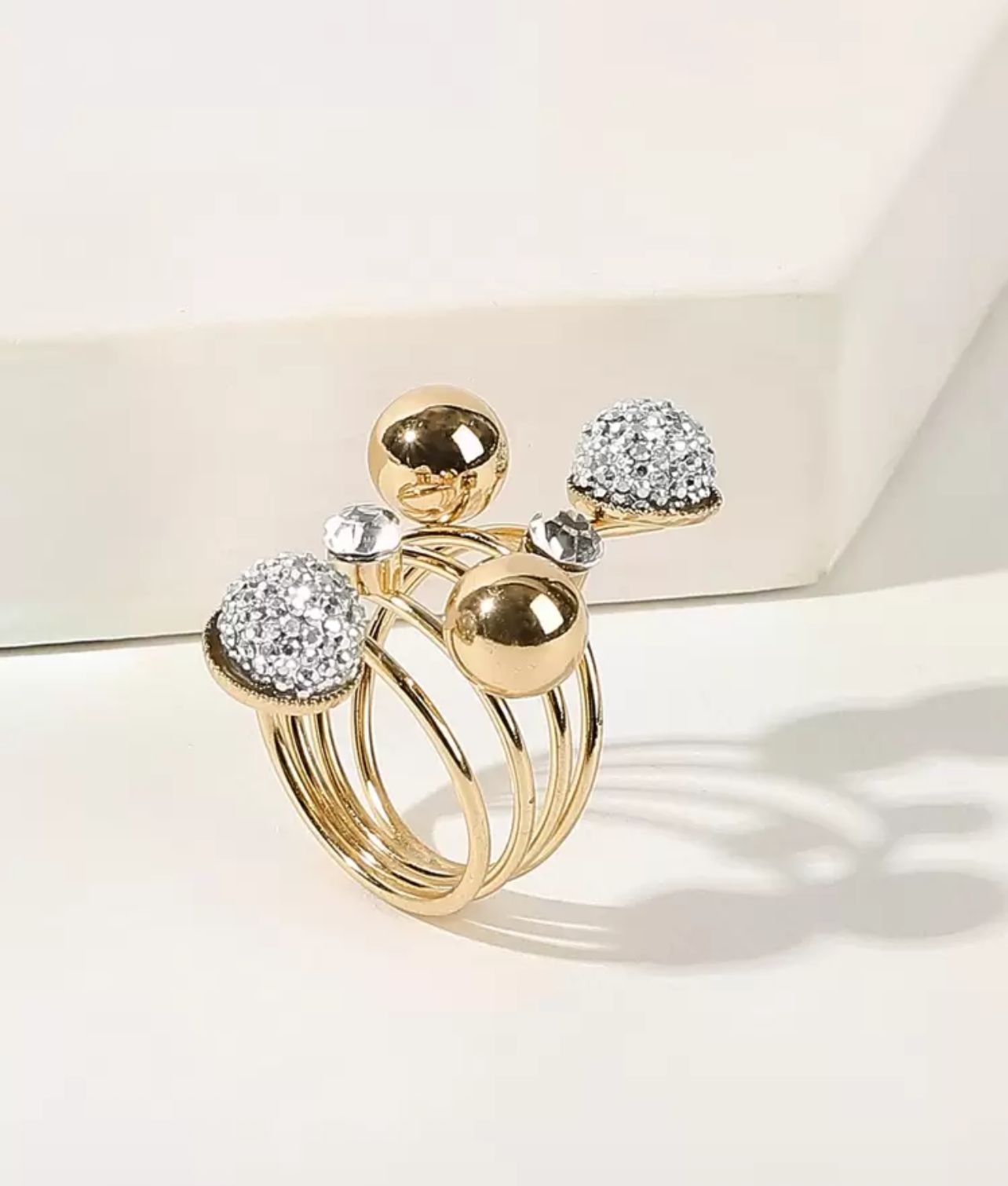 Spiral ring