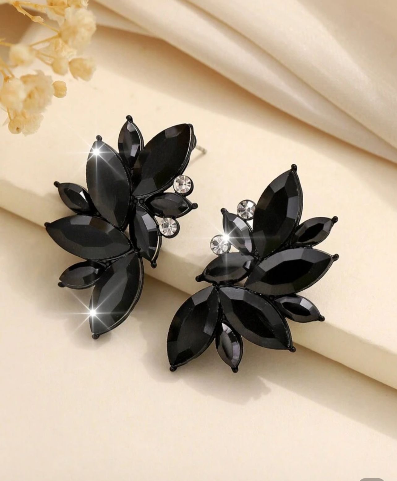1 Pair Bohemian Alloy Inlaid Glass Diamond Fancy Earrings